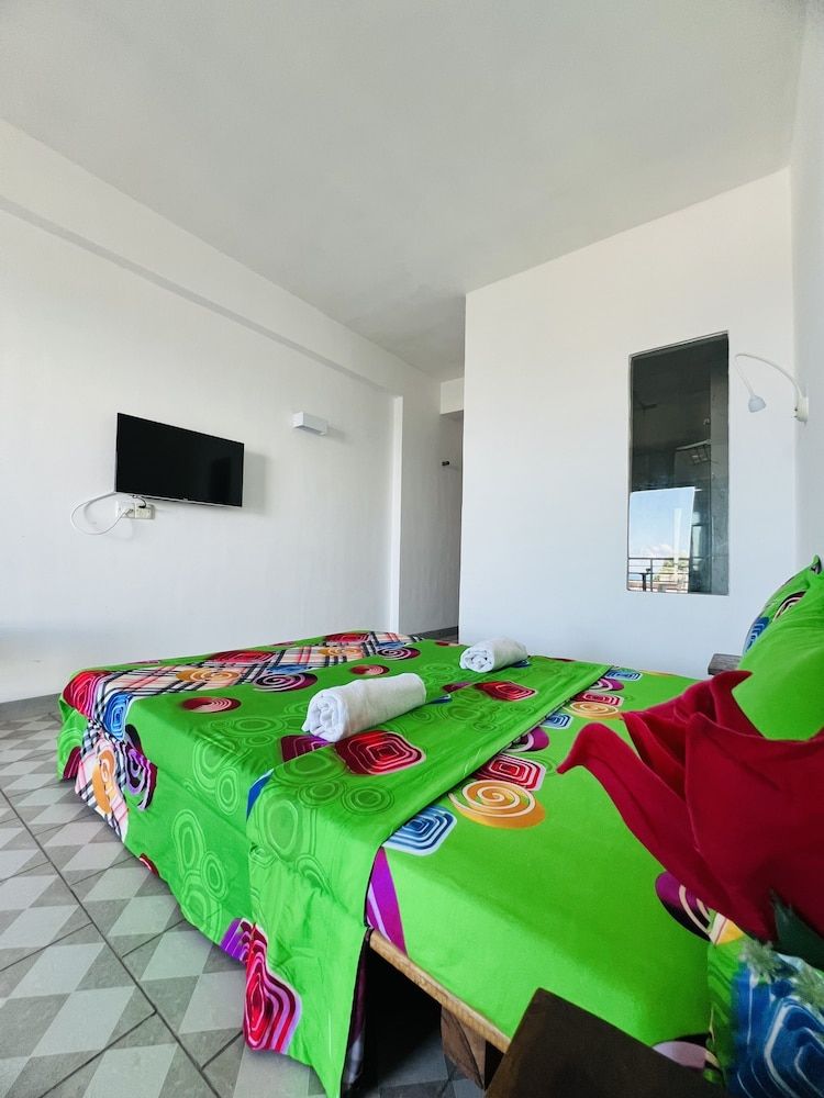Hotel Ambatoloaka 1