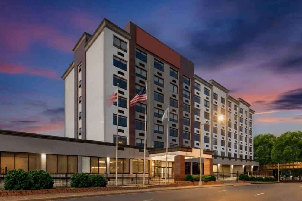 Holiday Inn Express & Suites Washington DC - NoMA by IHG 1
