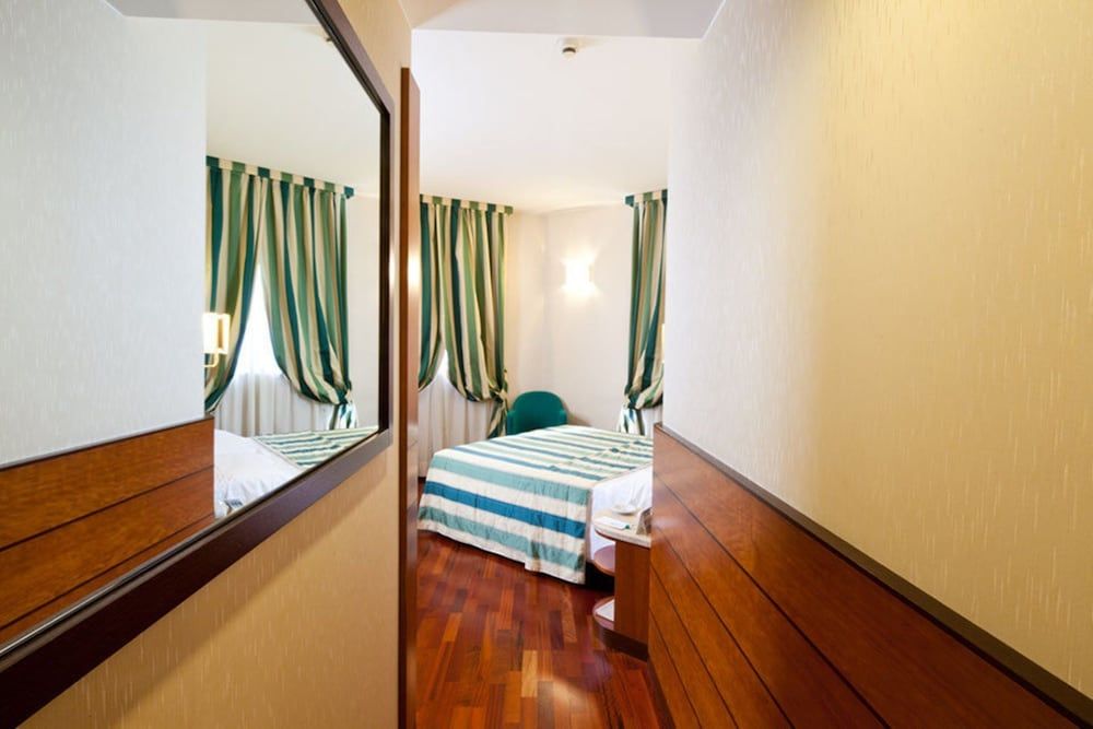Hotel Mirage Sure Hotel Collection by Best Western 2
