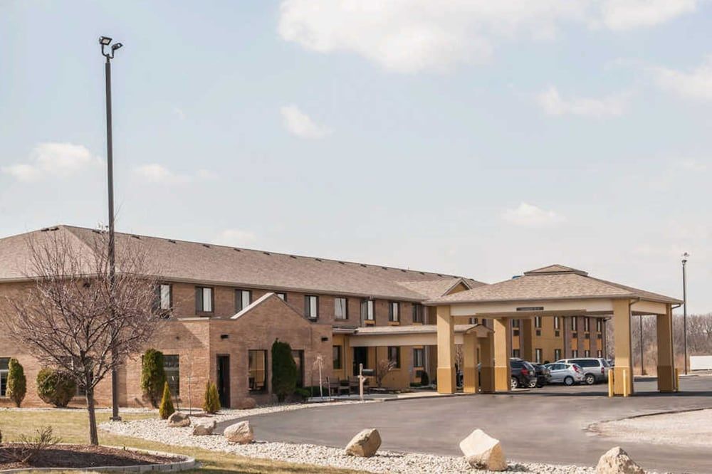 Quality Inn Defiance 1