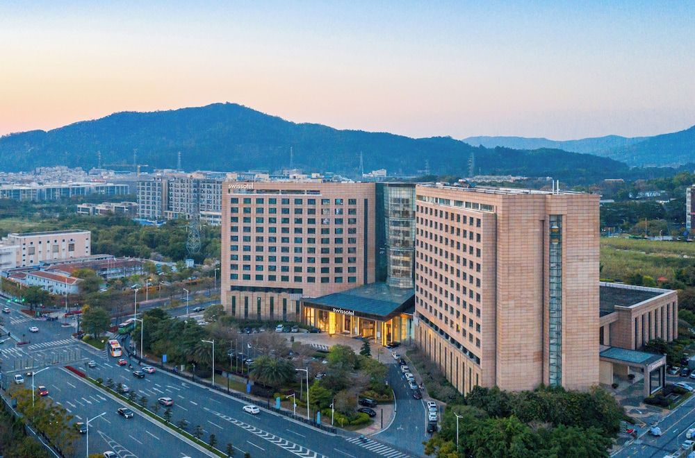 Swissôtel Guangzhou 1
