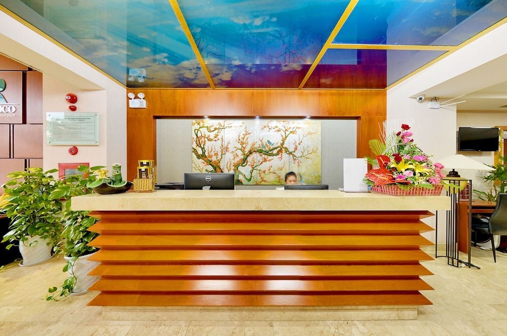 Ronal Hotel 2