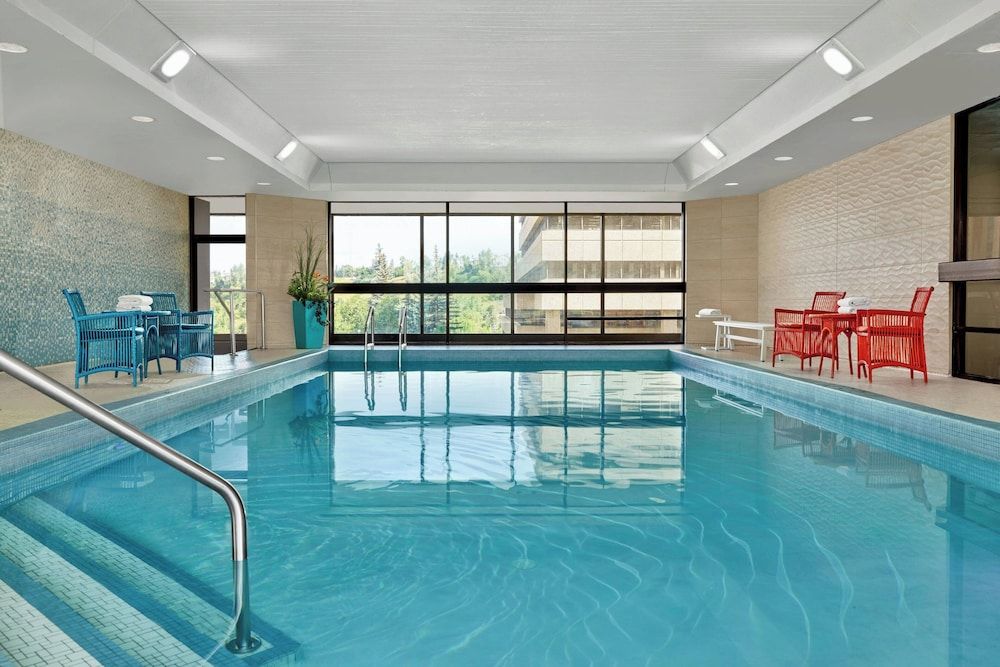 Delta Hotels by Marriott Calgary Downtown 1