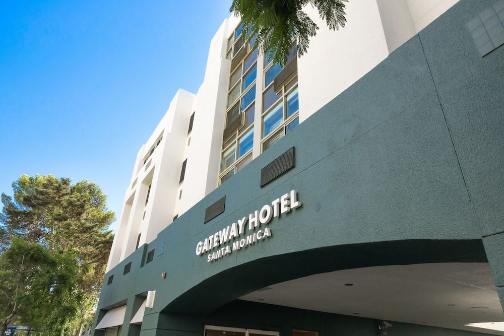 Gateway Hotel Santa Monica 1