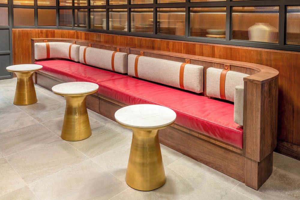 voco Astoria by IHG 2