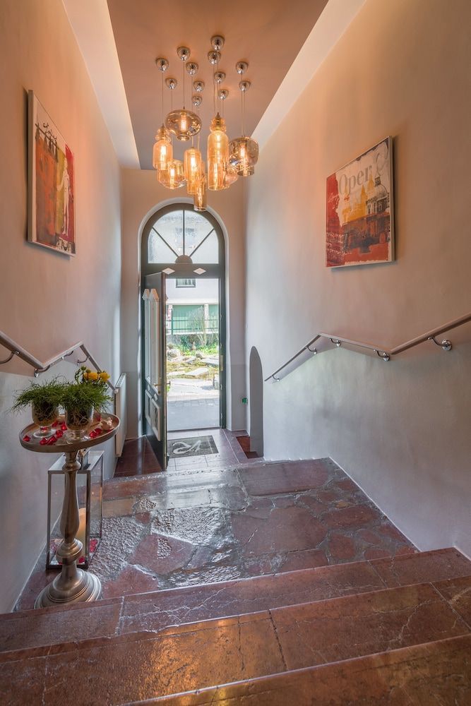 Hotel Rosenvilla 2
