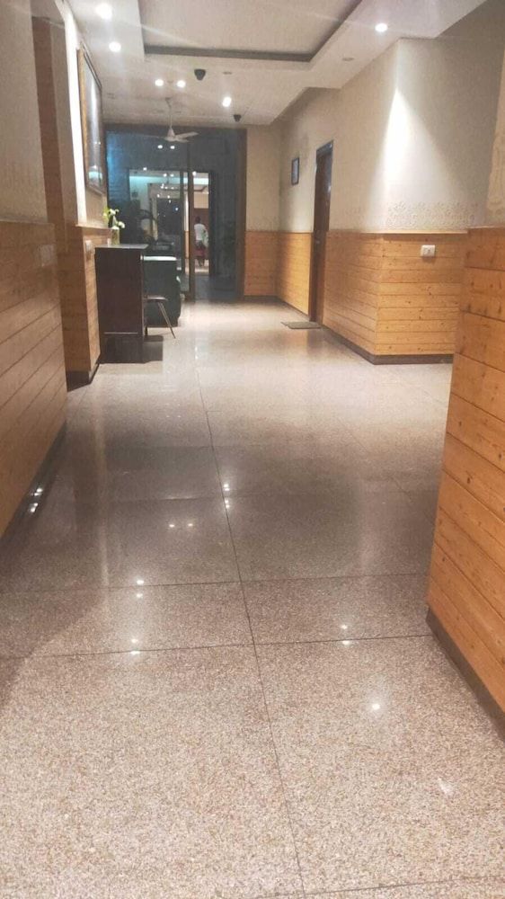 UDS Villa Scandinavian - Next to VFS, Walking to Connaught Place 2
