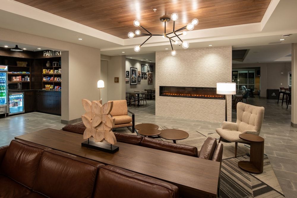 Four Points by Sheraton Albany 2