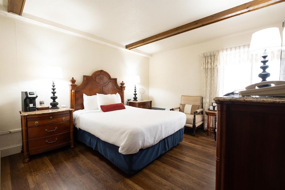 Fireside Inn and Suites Bangor 1