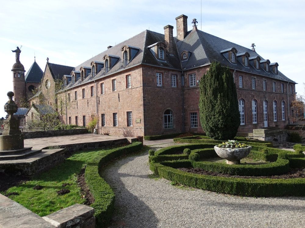 Hôtel-Restaurant Mont Sainte-Odile 1