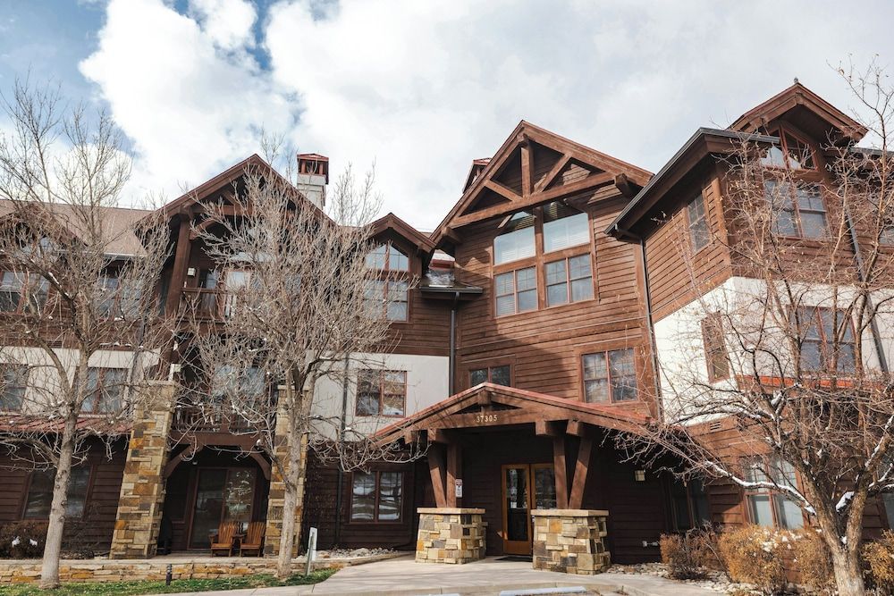Lodge at Brookside, A Vail Resorts Property 1