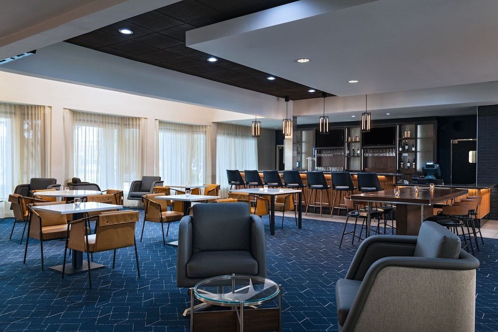 Courtyard by Marriott San Antonio Airport 1
