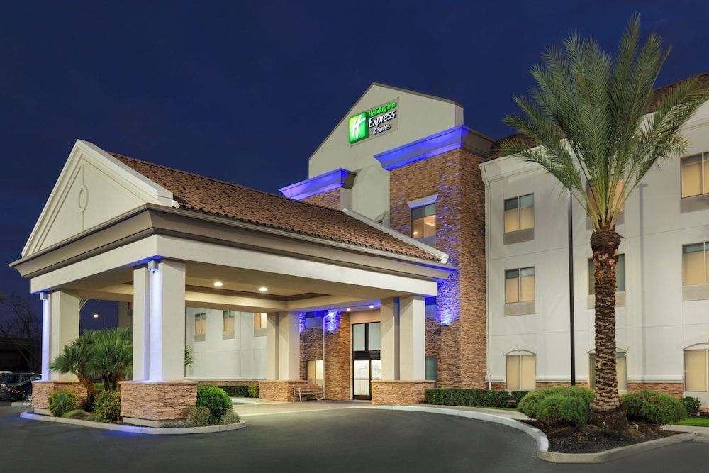 Holiday Inn Express & Suites MERCED - YOSEMITE NATL PK AREA by IHG 1