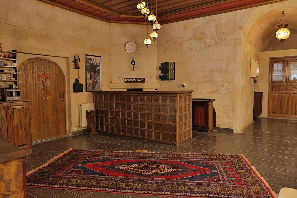 Demisos Cave Hotel 2
