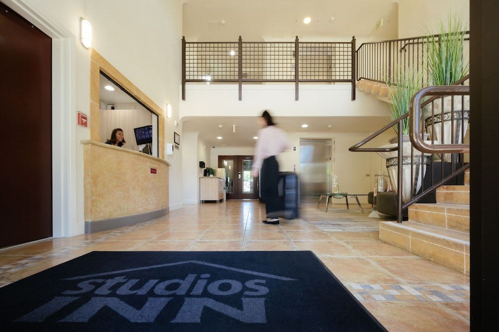 Studios Inn 2