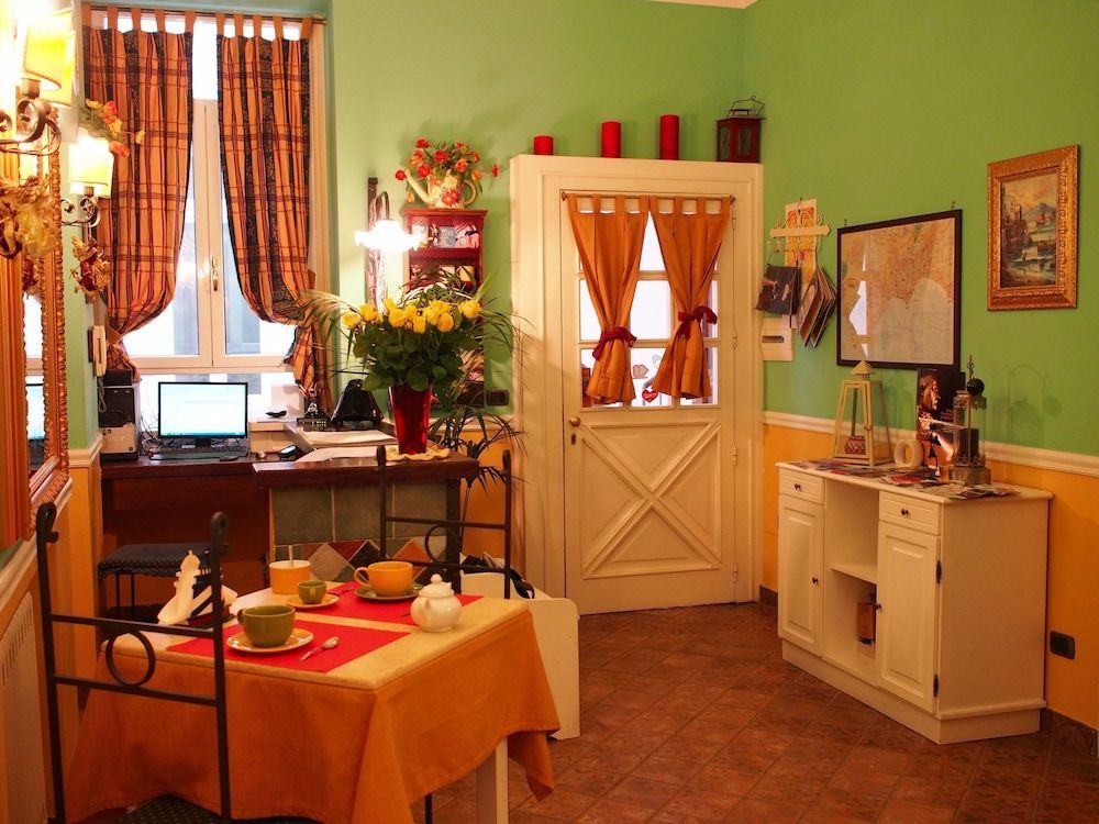 Delle Palme 1