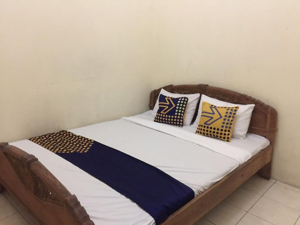 Hotel O Homestay Rungkut Syariah 1