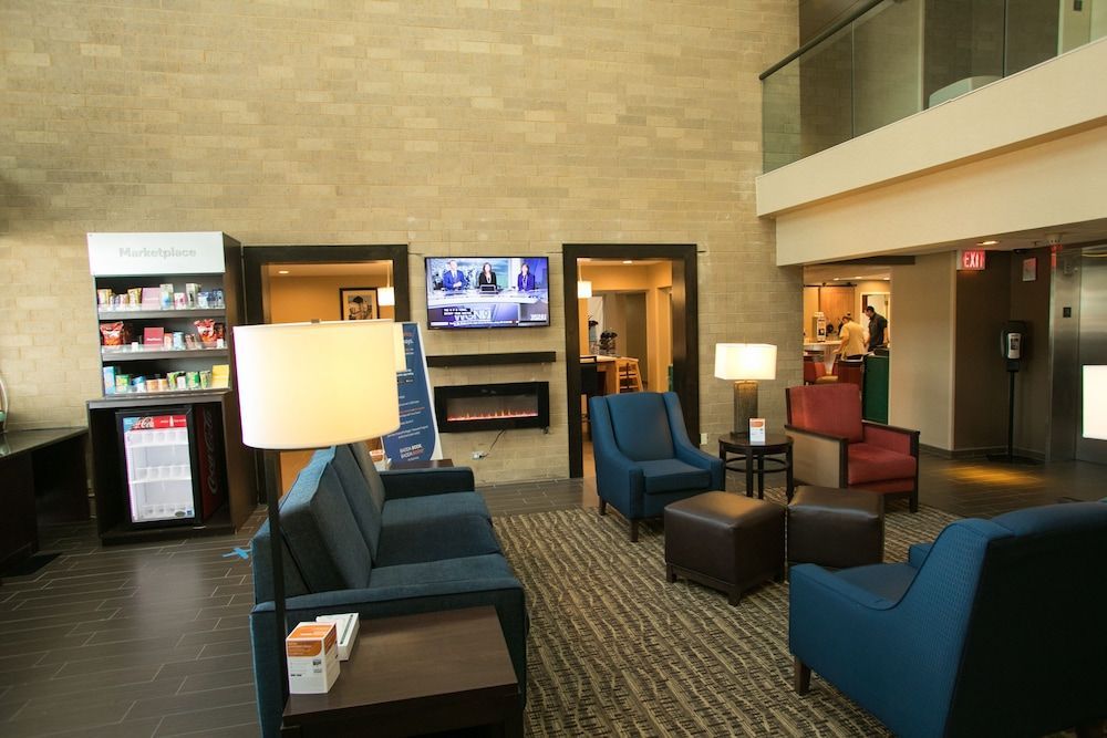 Comfort Suites Oakbrook Terrace - Chicago West 2