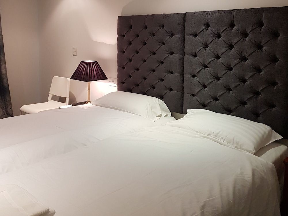 Blagrave Rooms 2