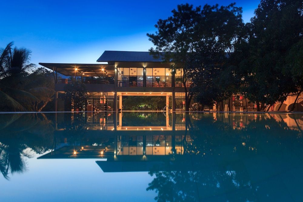Paris - Dambulla - Sigiriana Resort by Thilanka - Dambulla