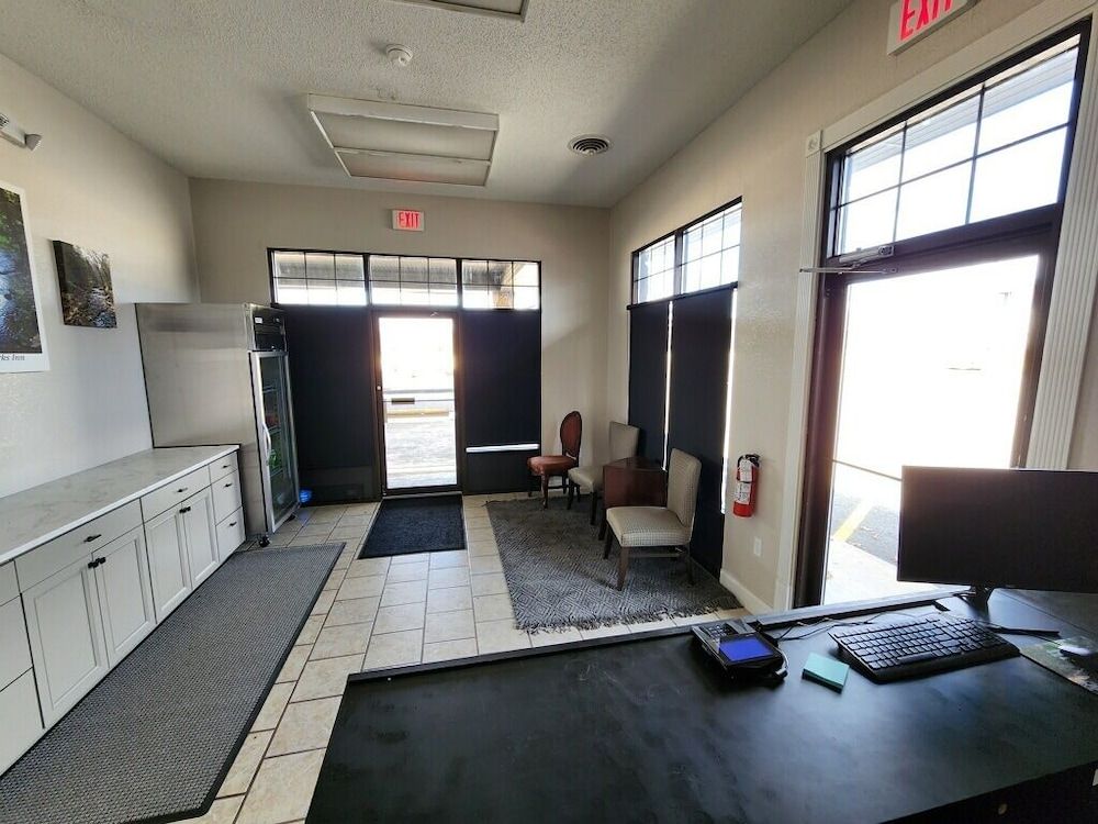 Days Inn by Wyndham Branson Ozarks 2