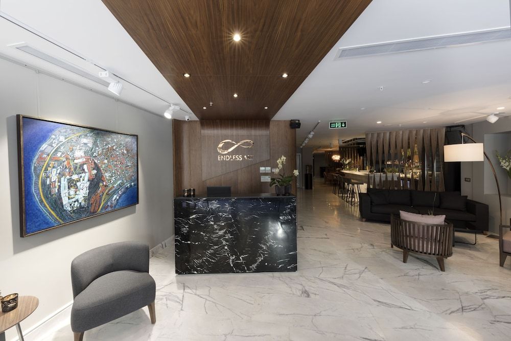 Endless Art Hotel-Special Category 2