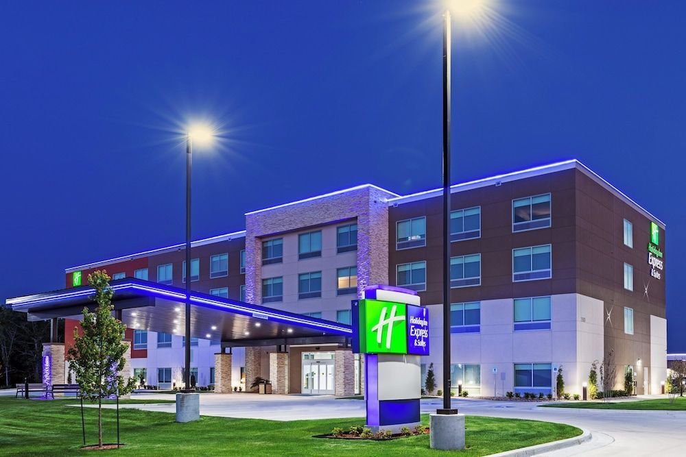Holiday Inn Express & Suites PARSONS by IHG 1