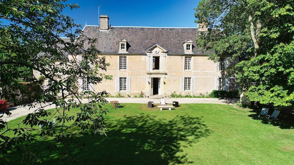 Le Manoir de Crépon 1