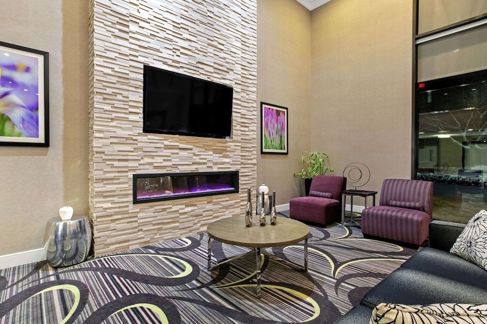 La Quinta by Wyndham Boston-Andover 2
