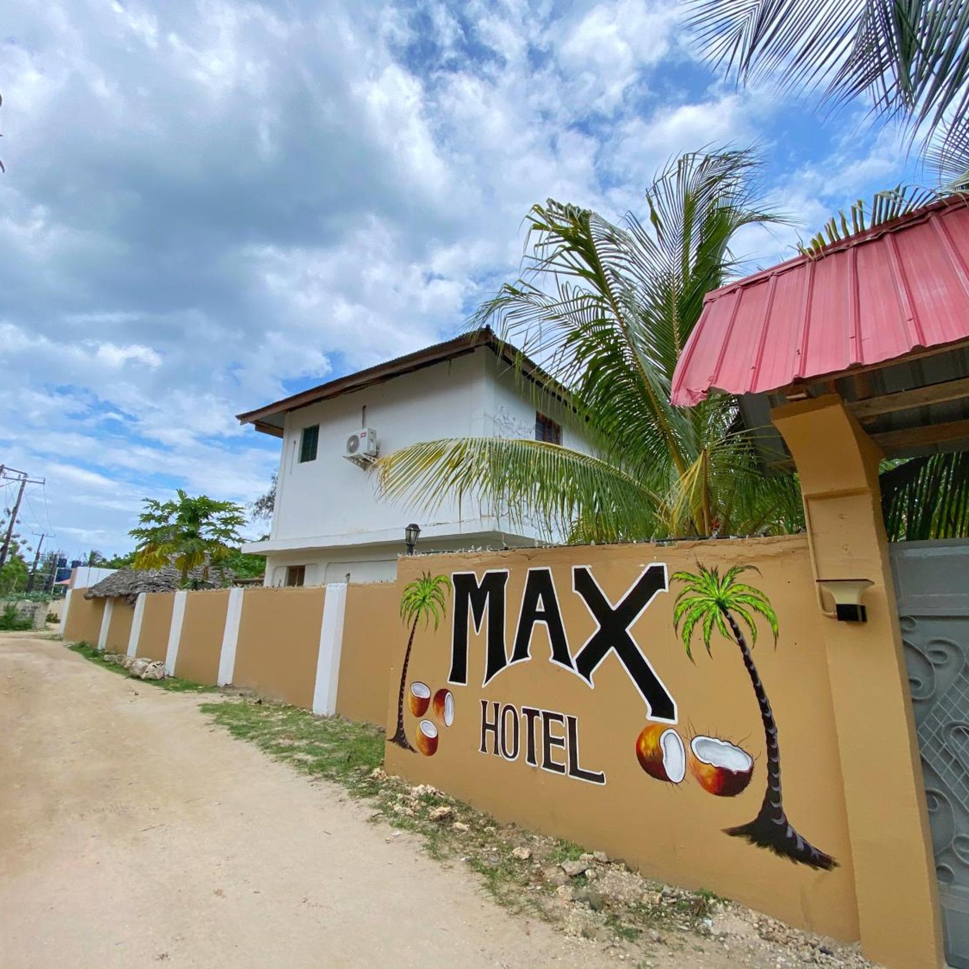 Max Hotel Nungwi 1