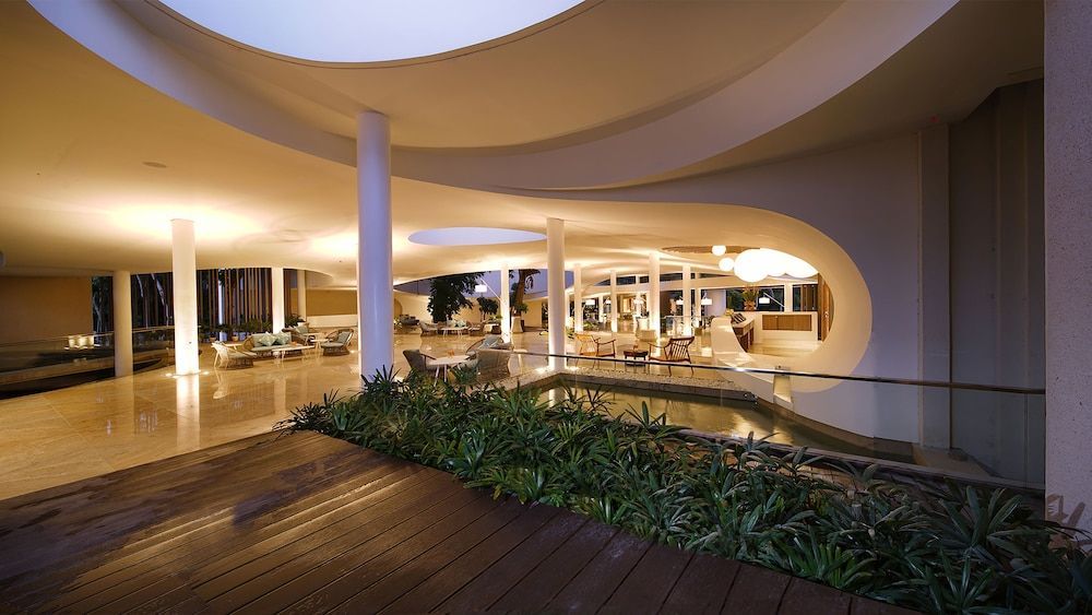Tambuli Seaside Resort and Spa 2