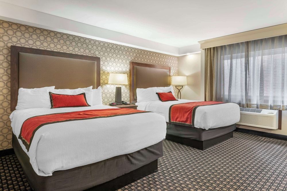 Best Western Plus Ramkota Hotel 1
