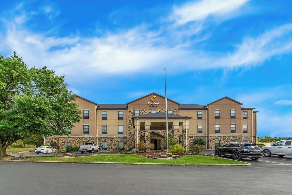 Comfort Suites Vincennes 1