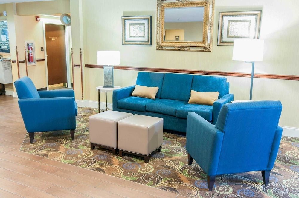 Comfort Inn New Holland Amish Country 2
