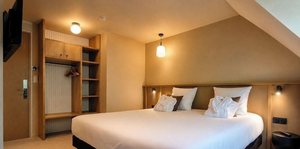 Brit Hotel Confort Alençon 1