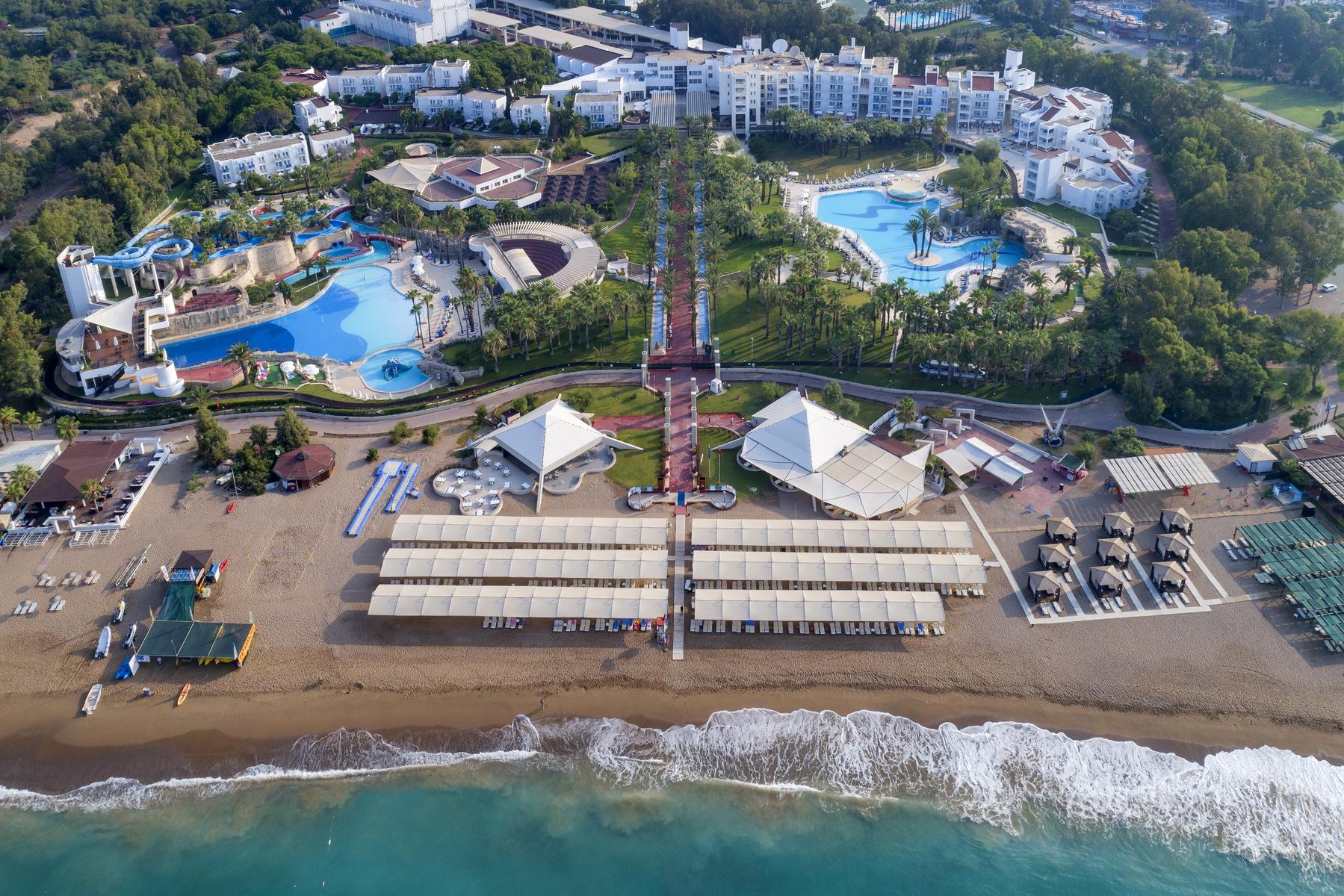 Seven Seas Hotel Blue 1