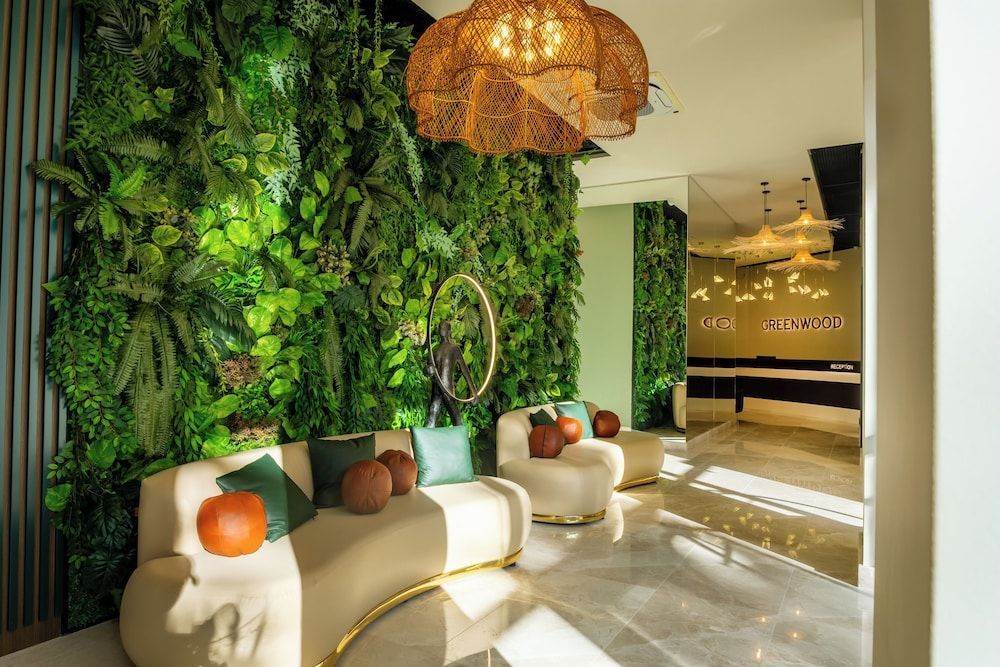 Greenwood Hotel Restaurant & Spa 1