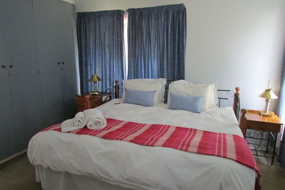 Acacia House Executive Suite 2