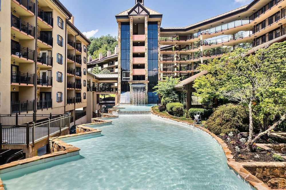 Gatlinburg Town Square 1