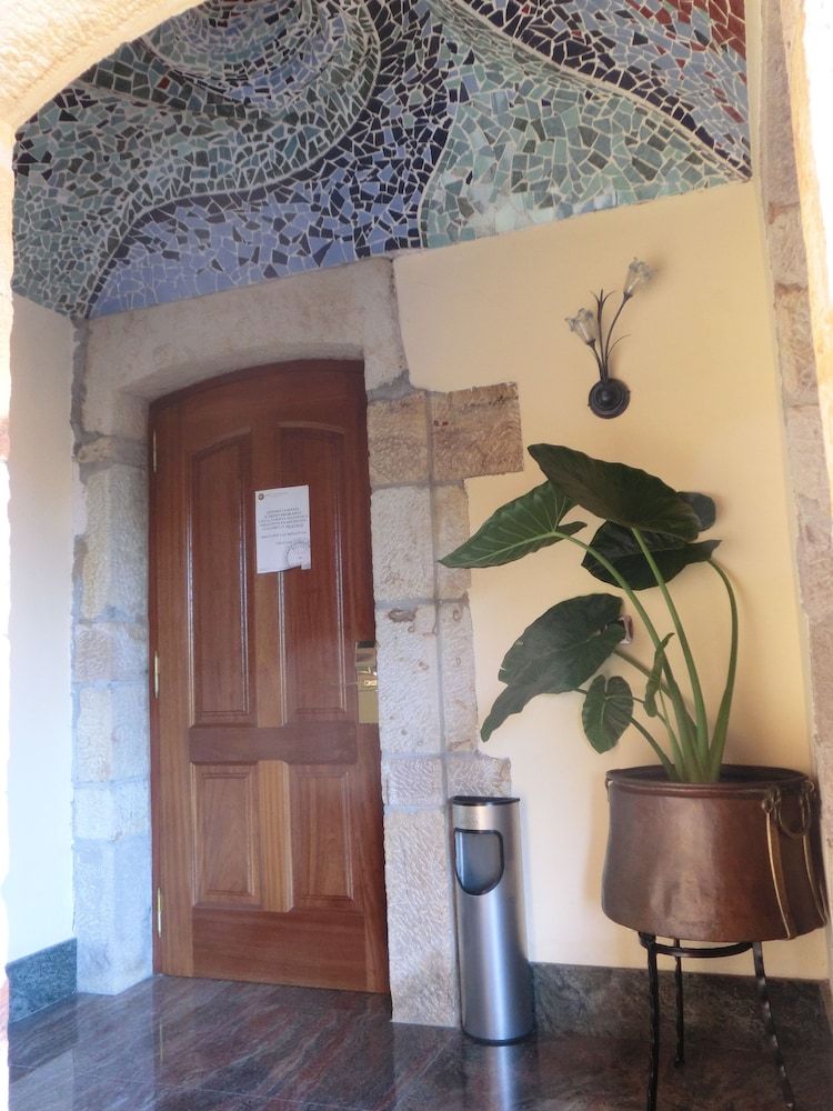 Hotel Las Ruedas 2