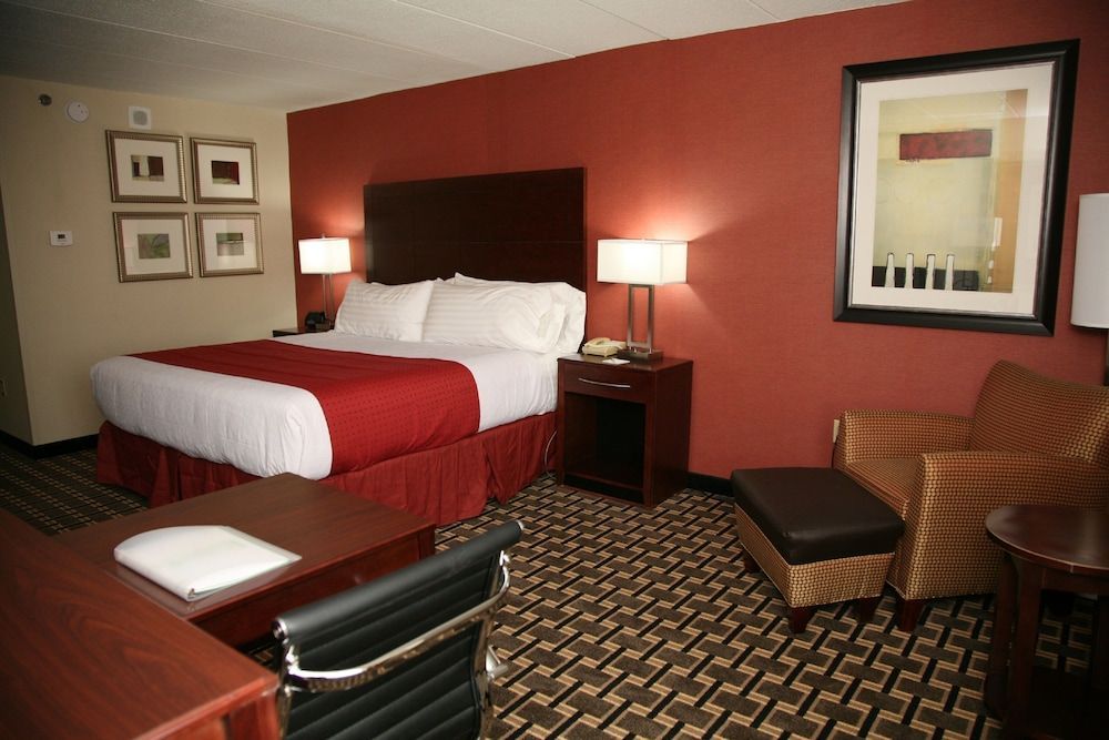 Holiday Inn NEW LONDON - MYSTIC AREA by IHG 2