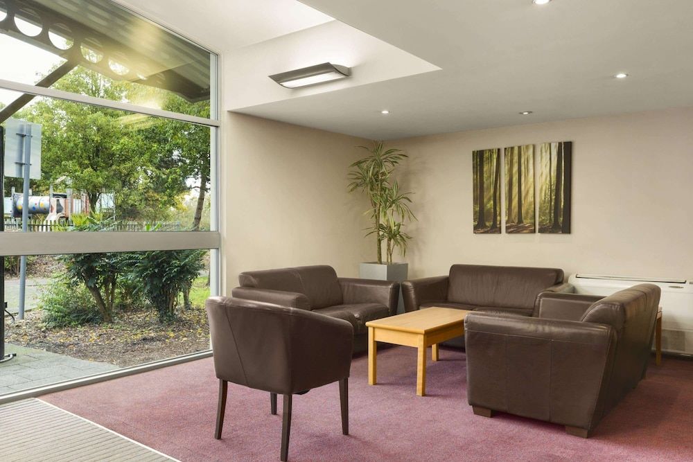 Ramada by Wyndham South Mimms M25 2