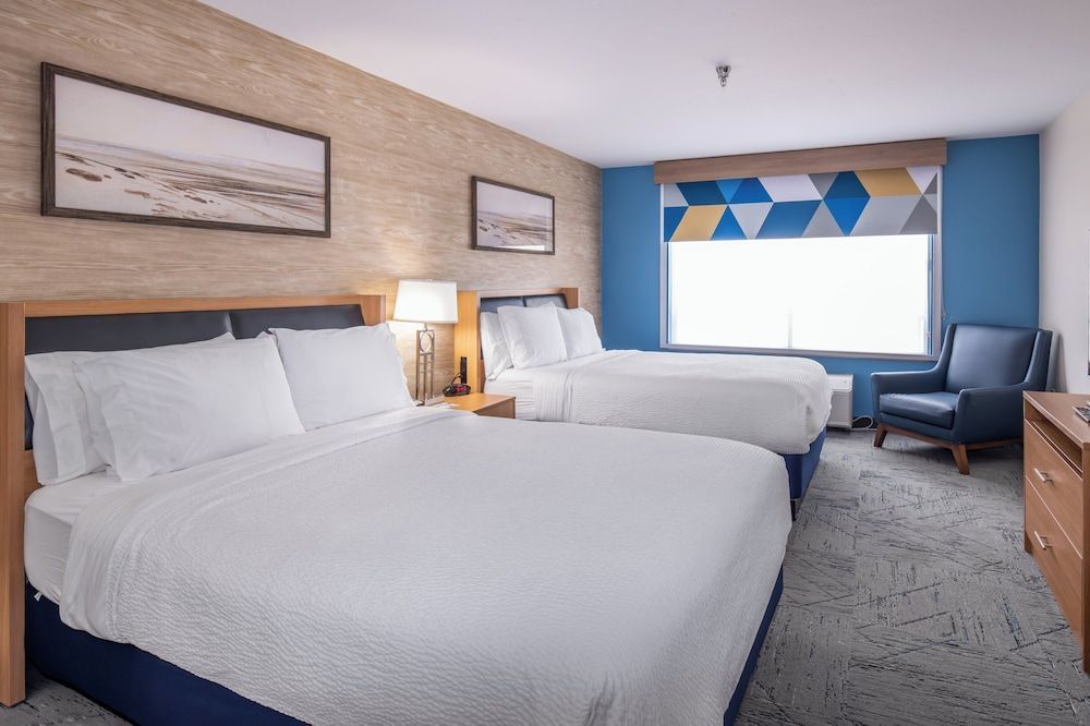 Holiday Inn Express & Suites HENDERSON by IHG 2