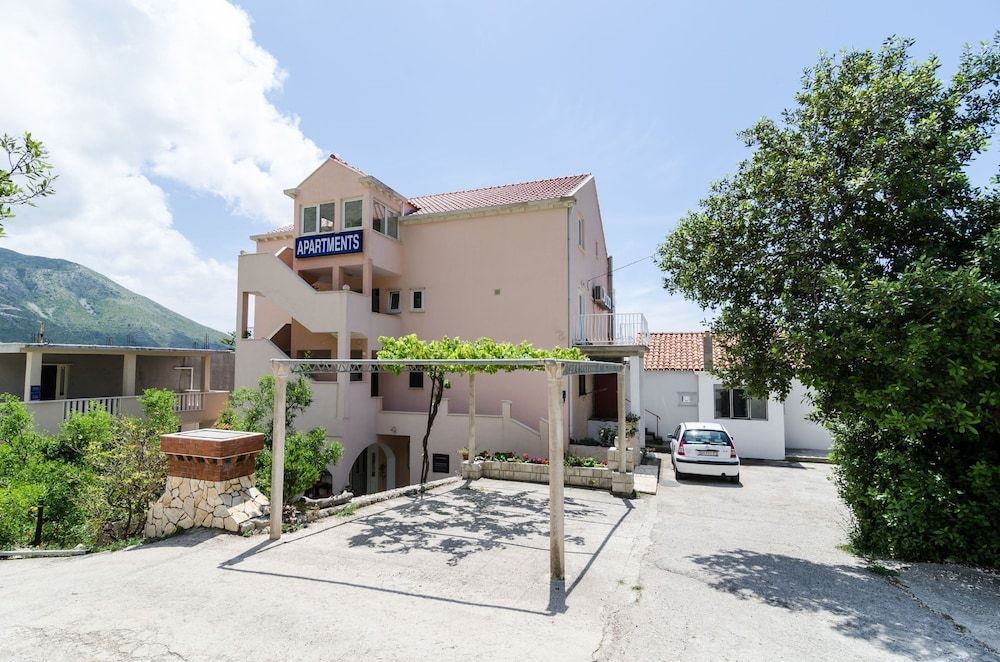 Apartments Sandito 2