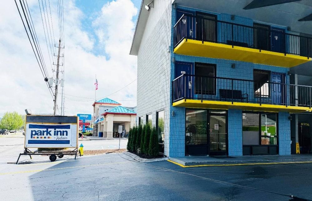 Park Inn by Radisson, Pigeon Forge South 1
