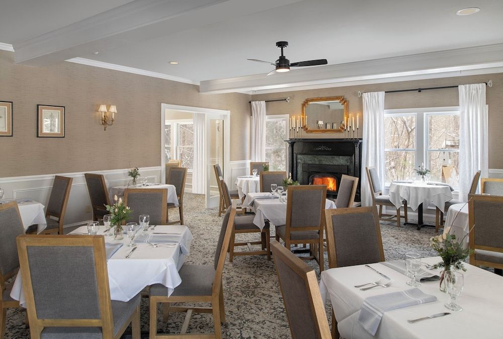 The Inn at Thorn Hill 1