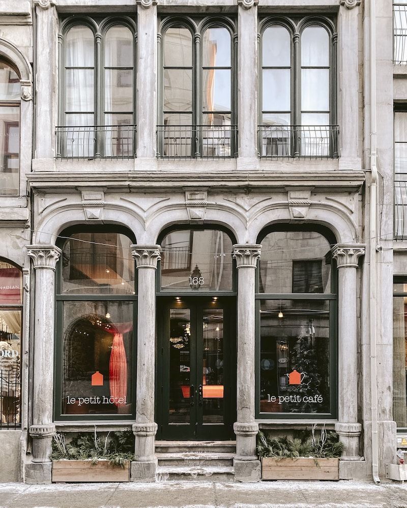 Le Petit Hôtel Vieux-Montréal | Notre-Dame 1