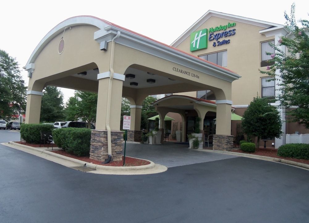 Holiday Inn Express & Suites SANFORD by IHG 1