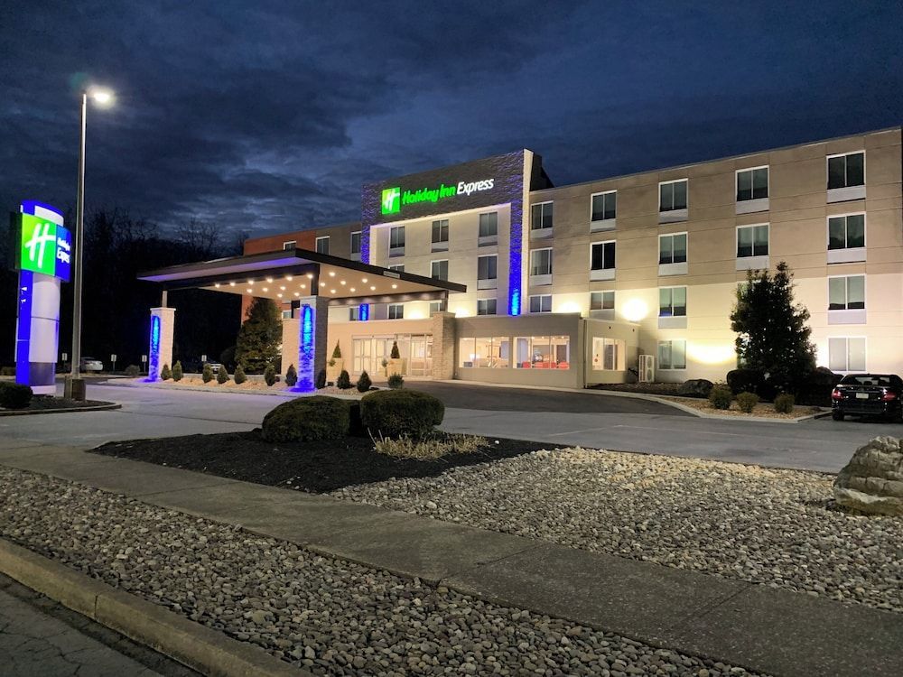 Holiday Inn Express ALLENTOWN NORTH by IHG 1