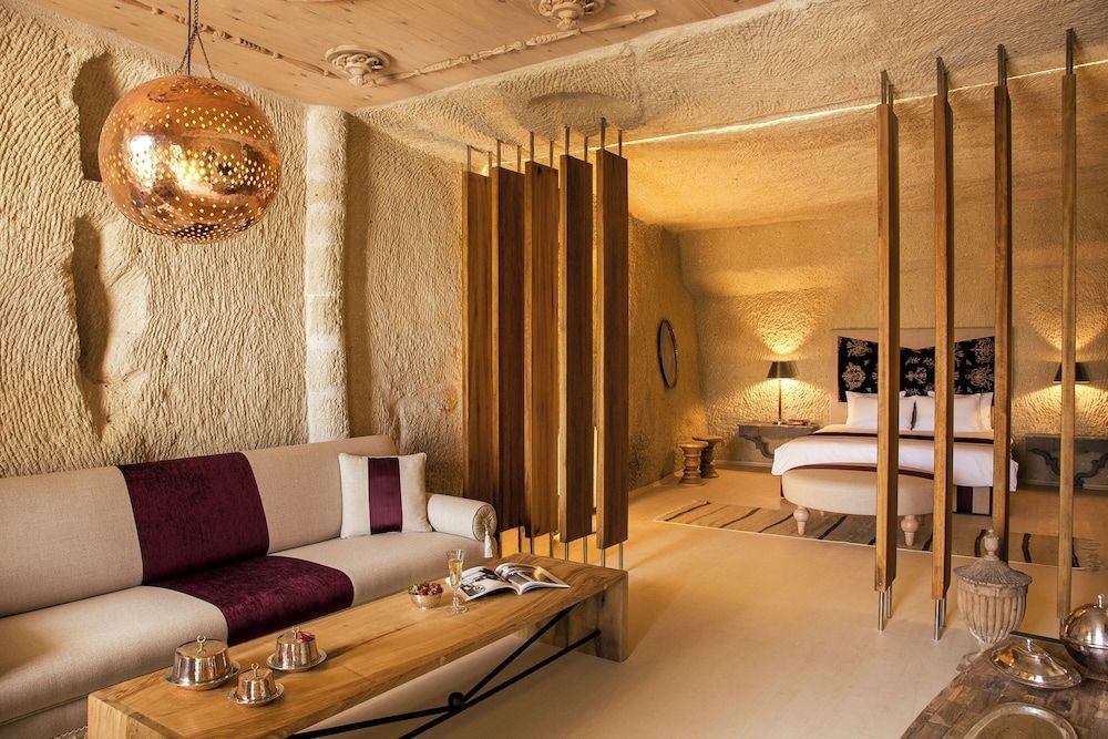 Hezen Cave Hotel 1